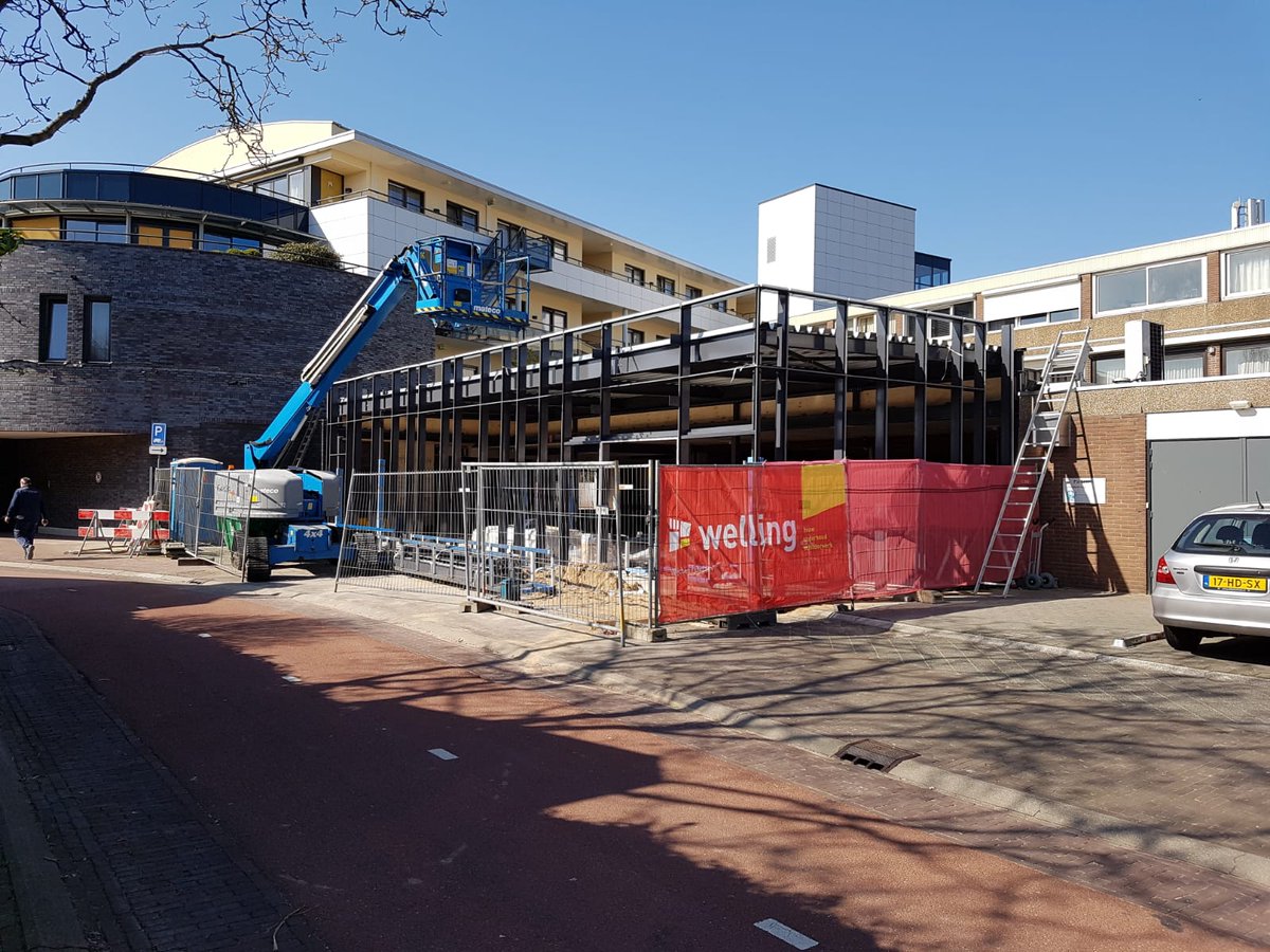 In week 7 van 2019 is Welling gestart met de verbouwing van twee winkelpanden aan de Touwslagersbaan in hartje Wijchen tot één Lidl-supermarkt. Zowel aan de voorzijde als de achterzijde van het gebouw komt een aanbouw. De verwachting is dat de nieuwe winkel komende zomer opent.