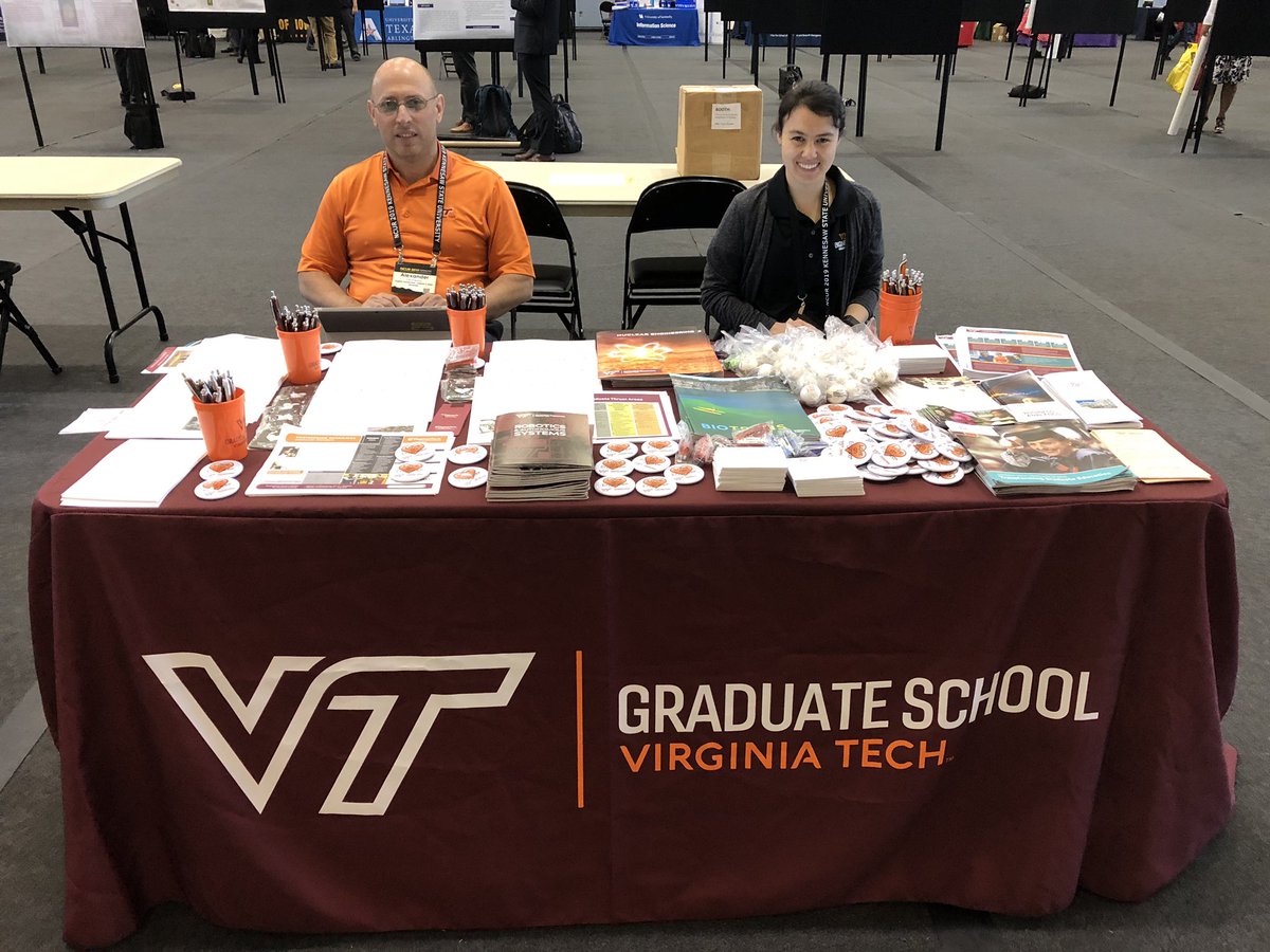 LindyCranwellVT's tweet photo. Ready for the NCUR graduate fair! Go Hokies! @VirginiaTechCEE @VTEngineering #VTCEE https://t.co/JdmkjqCVN6