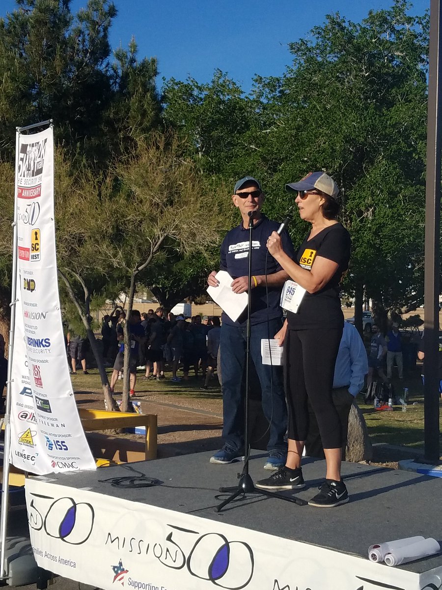 SSN_Brad's tweet image. @ISCEvents and #ssnpublisher   opening ceremonies of @Mission_500 #security5k @SSN_Ginger @SSN_Editor