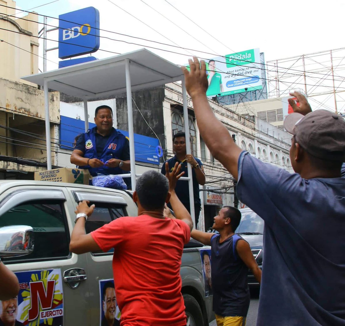 jvejercito's tweet photo. #MrHealthCare IN CAMARINES SUR
Maraming salamat sa mainit na pagtanggap hanggang sa muli! Mabuhay!
#CamSur #26Ejercito #SenJVServes #JVIsTheGoodOne https://t.co/mglgAX2AIp