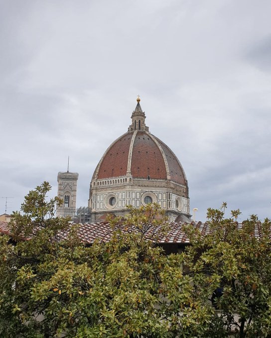 Un bacione da #firenze 😘❤️ #Tuscany #florence #toscana #duomofirenze #silviabianco #vegangirl #happygirl<a href="/tag/firenze"class="tags">#firenze</a><a href="/tag/tuscany"class="tags">#Tuscany</a><a href="/tag/florence"class="tags">#florence</a><a href="/tag/happygirl"class="tags"><span>#happygirl</span></a><a href="/tag/toscana"class="tags"><span>#toscana</span></a><a href="/tag/silviabianco"class="tags"><span>#silviabianco</span></a><a href="/tag/vegangirl"class="tags"><span>#vegangirl</span></a><a href="/tag/globetrottergirl"class="tags"><span>#globetrottergirl</span></a>
