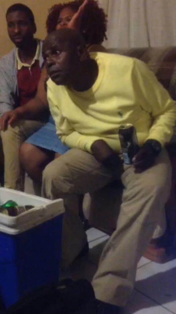 Sbuda_H's tweet photo. Hebanna 😨 So the ANC President, is telling @HermanMashaba to solve the mess in Alex as soon as possible... Kanti who created the mess kanene? https://t.co/dX2iFgThBn