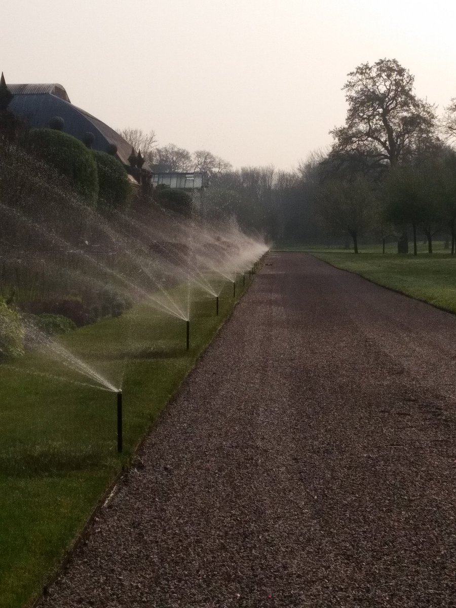arawlinsonsis's tweet photo. @HunterGolf_UK @Hunter_Ind @KARUK_LTD #MP3500 on #Hunter 12"pr40 spray heads #Eatonhall https://t.co/T1KE7WxESF
