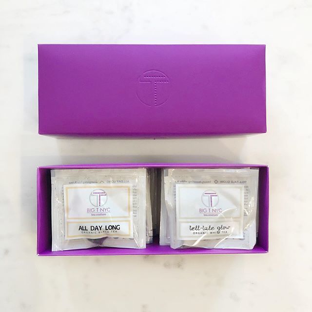 Have you met our Organic Tea Sachet Sampler box yet? 24 individually wrapped, compostable tea sachets in a refillable, embossed purple box. Try it for yourself or give it as a gift - it’s THAT pretty. Comes in three varieties: Big T NYC (4 flavors), Litt… bit.ly/2GgTJw4