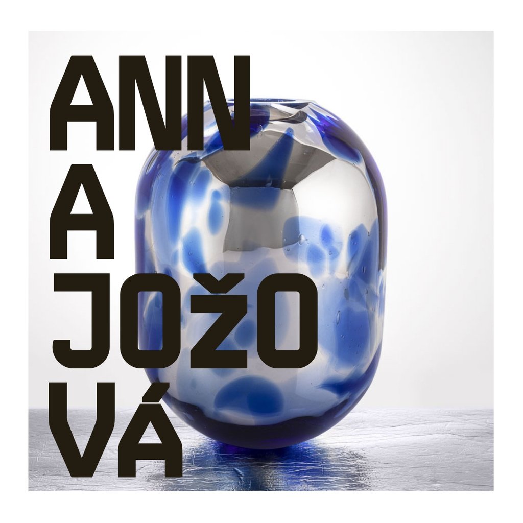 Origoo_art's tweet photo. Eternity - to jsou nové vázy talentované designérky skla Anny Jožové. V ručně foukaných křišťálových vázách jsou zataveny různorodé skleněné střepy, které vytvářejí jedinečný dekor i povrchovou strukturu. 💙

Nyní k dostání v naší online galerii ☞ https://t.co/B2j05HQtmT https://t.co/bSeCiK71u5