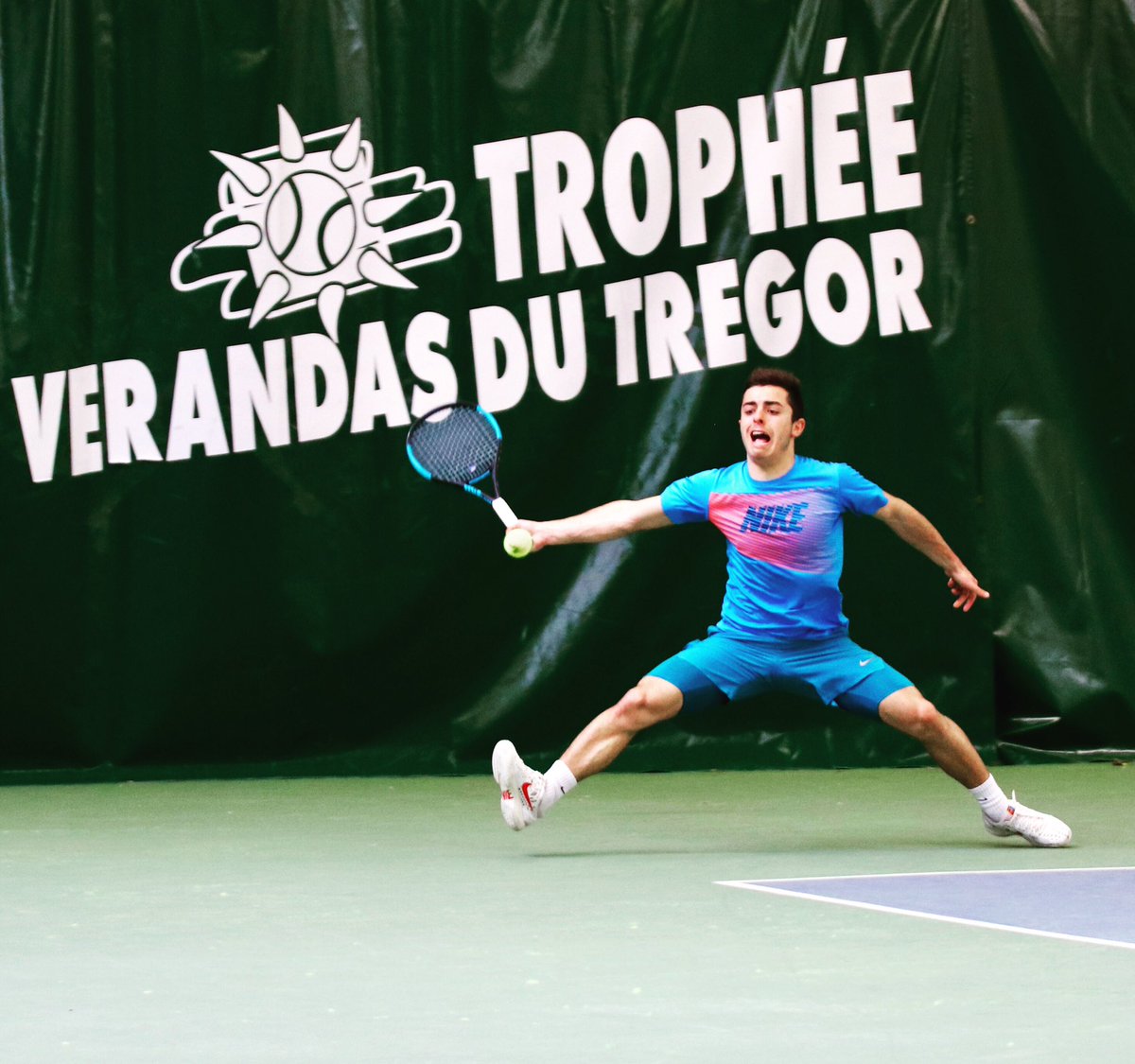 TropheeVdTregor's tweet photo. Entrée en lice des premiers joueurs classés 0 aujourd’hui et déjà de très beau matchs ! #lanniontennis #lannion @TlgrammeLannion @ville_lannion @LeTregor https://t.co/g5aWy8j5w9