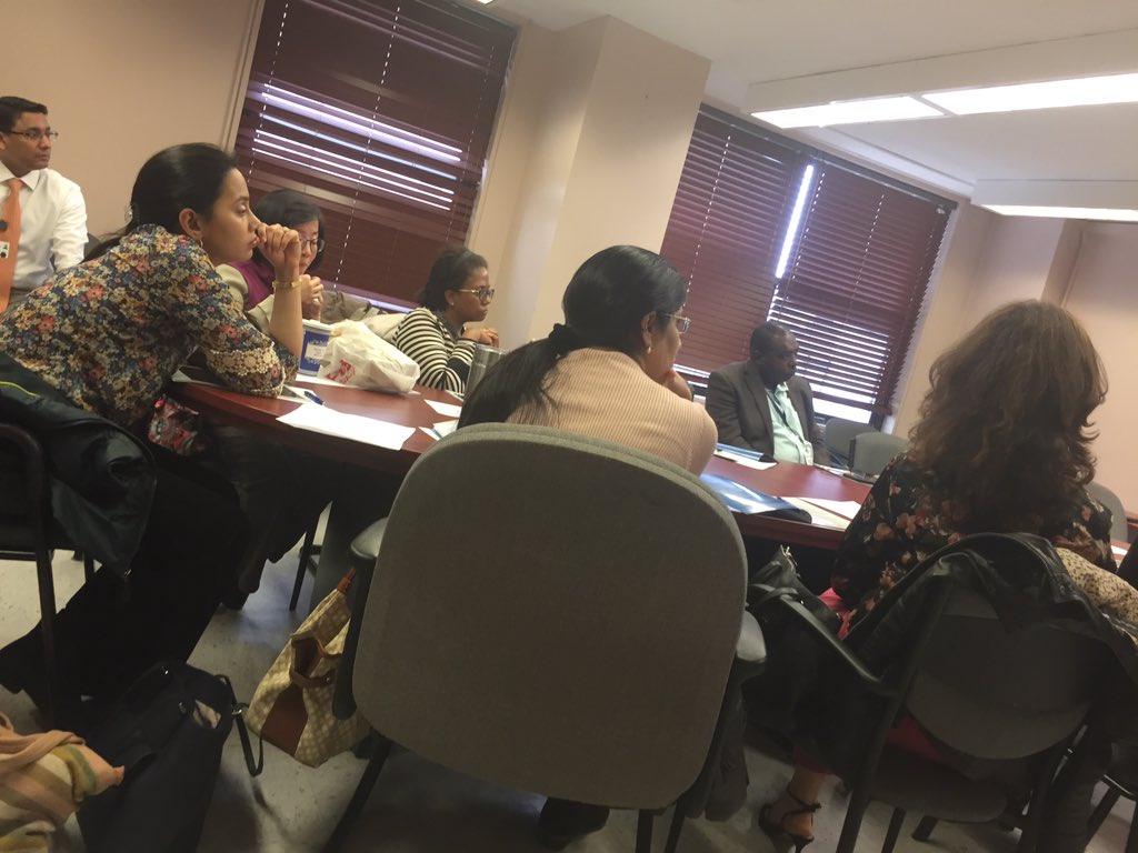 At least 3 things to do when talking to a suicidal person:
1) Do not panic
2) Be present listen carefully and reflect 
3) provide some hope

Suicide Safer Care training today at BronxCare provided by Warren Jay Pires #suicidesafercare #BronxCare #mentahealth