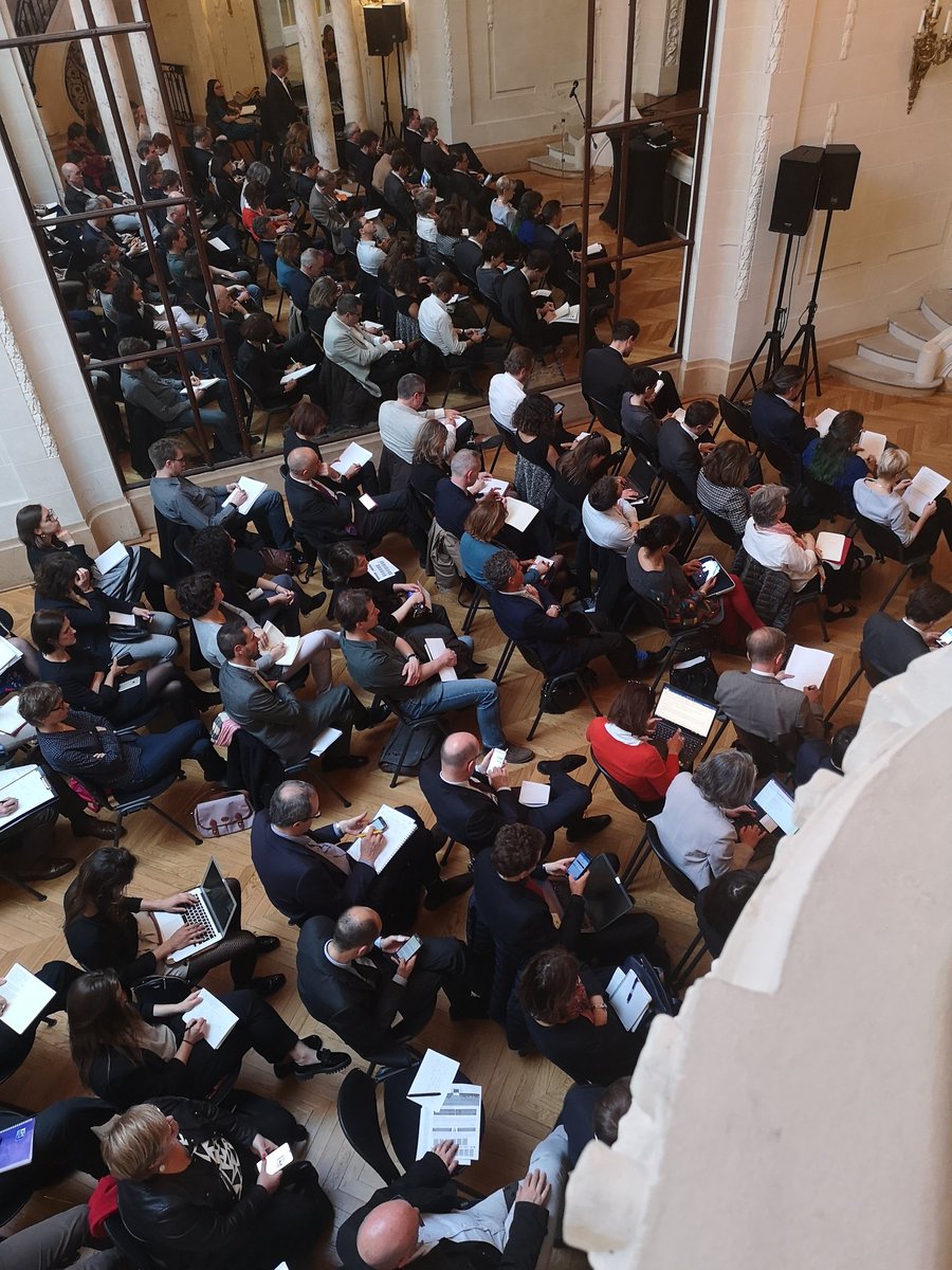 UEFrance's tweet photo. .@richardsonflo1, Co-présidente de 'Femmes Business Angels' :

"Le bond entre la recherche fondamentale &amp; le lancement sur le marché est toujours délicat. Notre rôle est d'accompagner les innovateurs dans cette étape" https://t.co/aOt4oON6eD