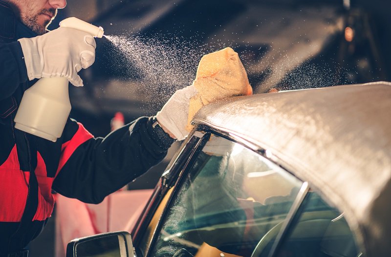 Mikes_Auto_Spa's tweet photo. At Mike's Auto Spa, we are 100% brush free and our system is safer than hand washing. But how do we ensure it is properly cleaned? We use a combination of computer controlled sprays and the gentleness of soft cloth for added shine that will leave no ma ... https://t.co/a5zpUUzkXU https://t.co/yvZRaZnwRf