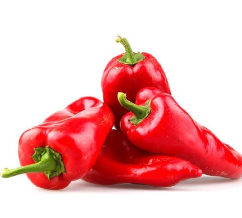 Kırmızı  biber uçmuş, fasulya gibi kendini nimetten sanıyor!