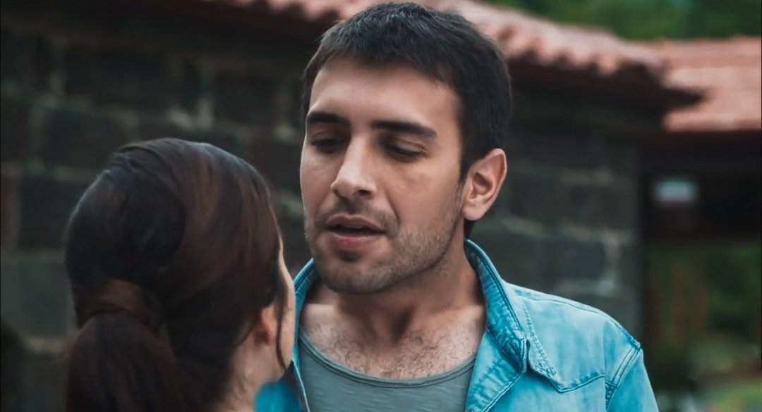 viledabucket's tweet photo. ben zaten çarpılmışım bir kaleliye #NefesimizYoksaFinalYapAtv https://t.co/lcugSHoLI6