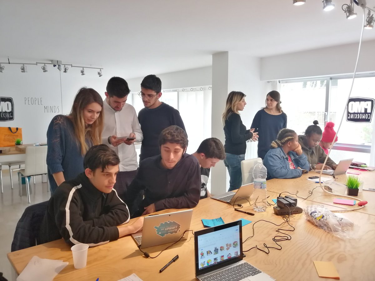 opinnoitaly's tweet photo. Al via il #lab #digital con @SiCrhea per #Upshift #Palermo. Come vendiamo il prodotto di un'azienda e lo promuoviamo al meglio con il #socialmediamarketing, l'#adv e le attività di #SEO e #SEM? Andiamo online e diamo vita ad una community! @jaItalia @UNICEF_Italia @UNICEF https://t.co/7pWGOppeQC