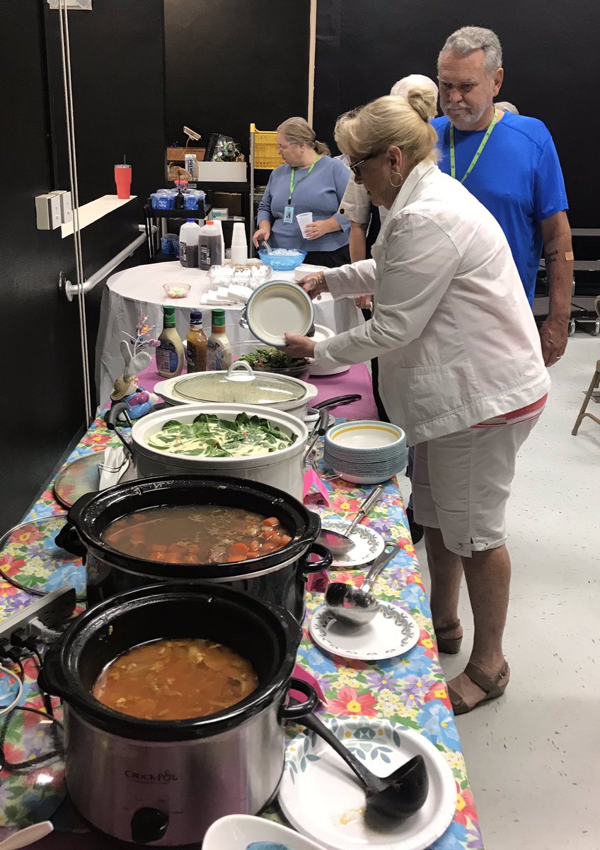 RowenaBalint's tweet photo. Annual Volunteer Appreciation Celebration! #DolphinStrong https://t.co/ZbTEcLg6lM