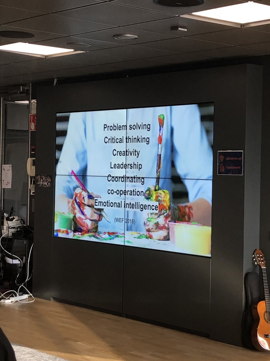 FutureFemale's tweet image. Mari Wuoti from @GoforeGroup leading us to the the theme and topic of the #futureofwork workshop. #futurefemalefi