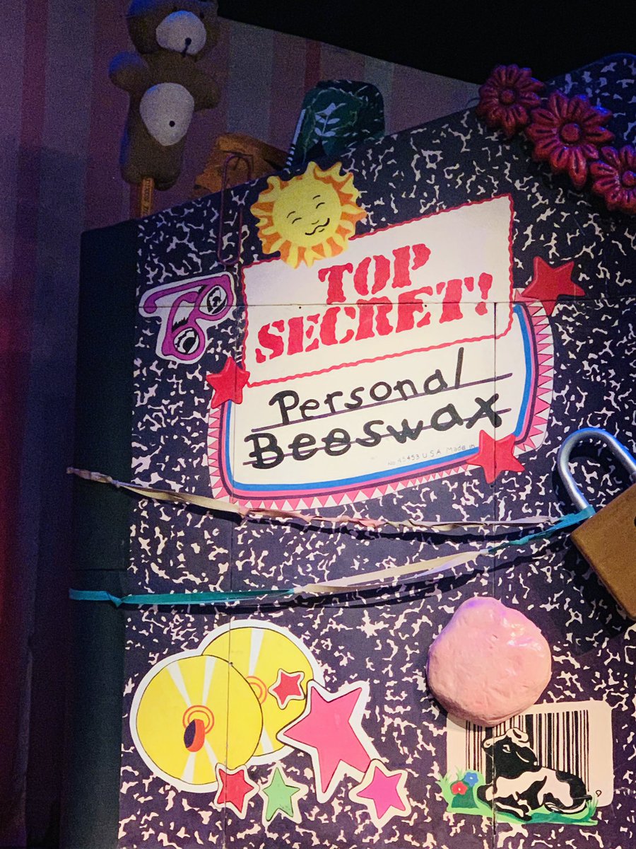 MissPsfirsties's tweet photo. ‘Top Secret Personal Beeswax’! Junie B. Jones was incredible!!!!! #wearemadisonblue #firsties https://t.co/ph0iS80jeA