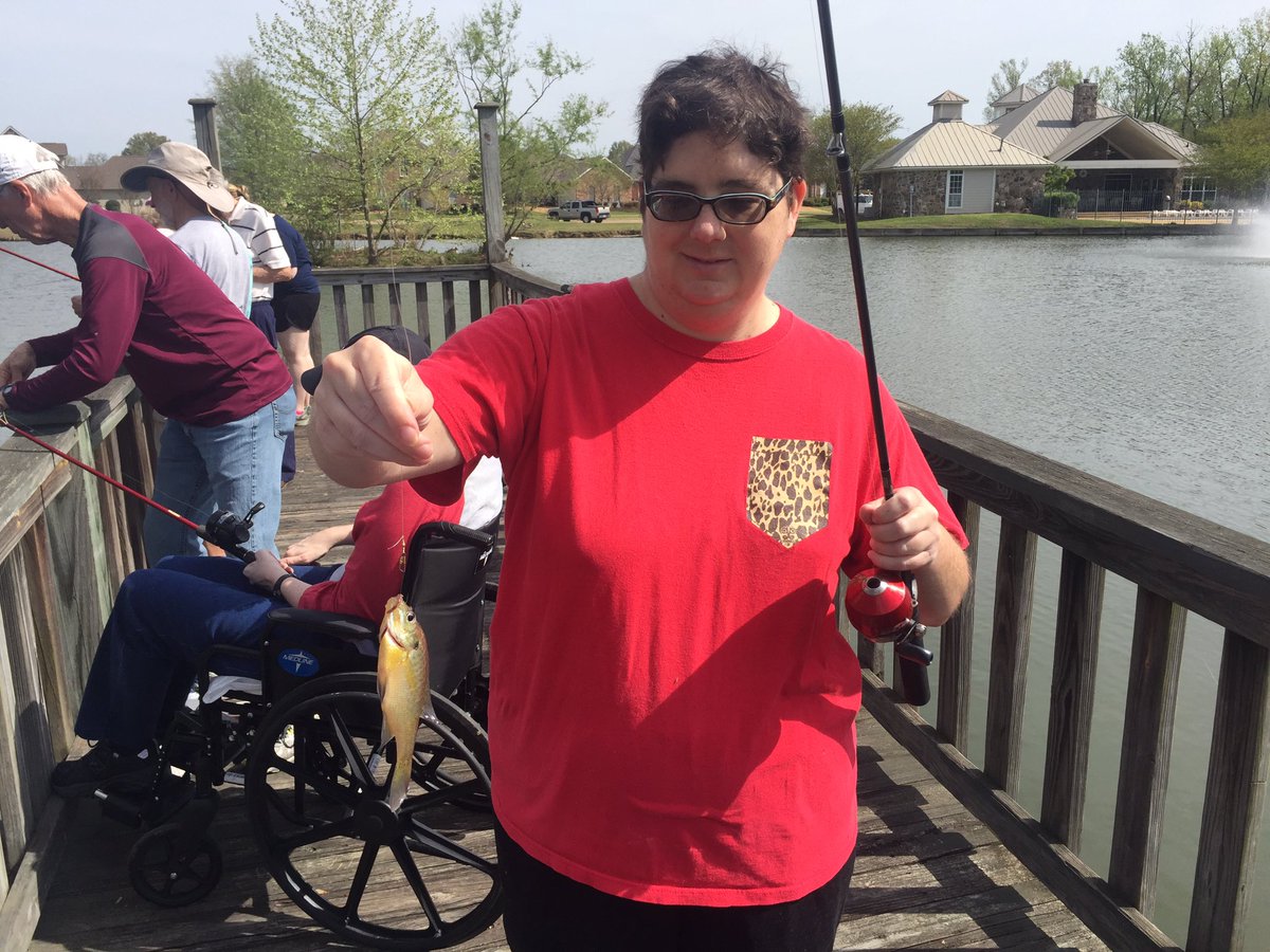 lisahofmister's tweet photo. Look at the fish! These ladies have the touch! @wjsbctupelo https://t.co/kOxD0iTmoy