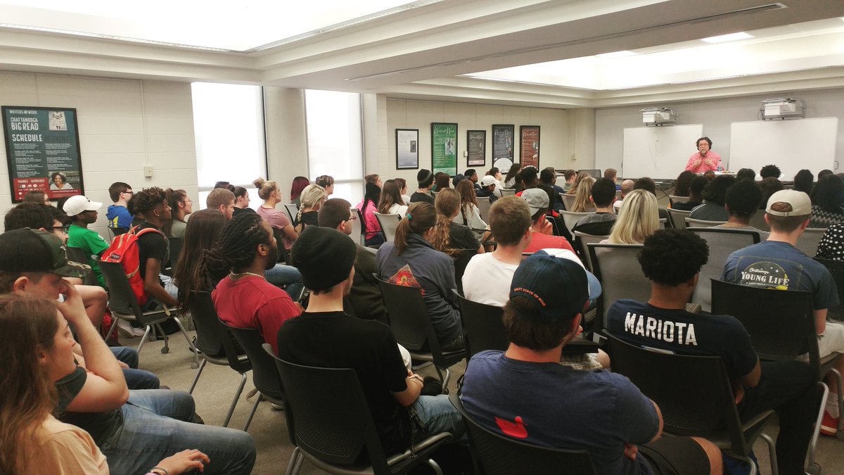 CSWritersatWork's tweet image. Ain&apos;t no party like a Tom Franklin party! #StandingRoomOnly #CSWritersAtWork