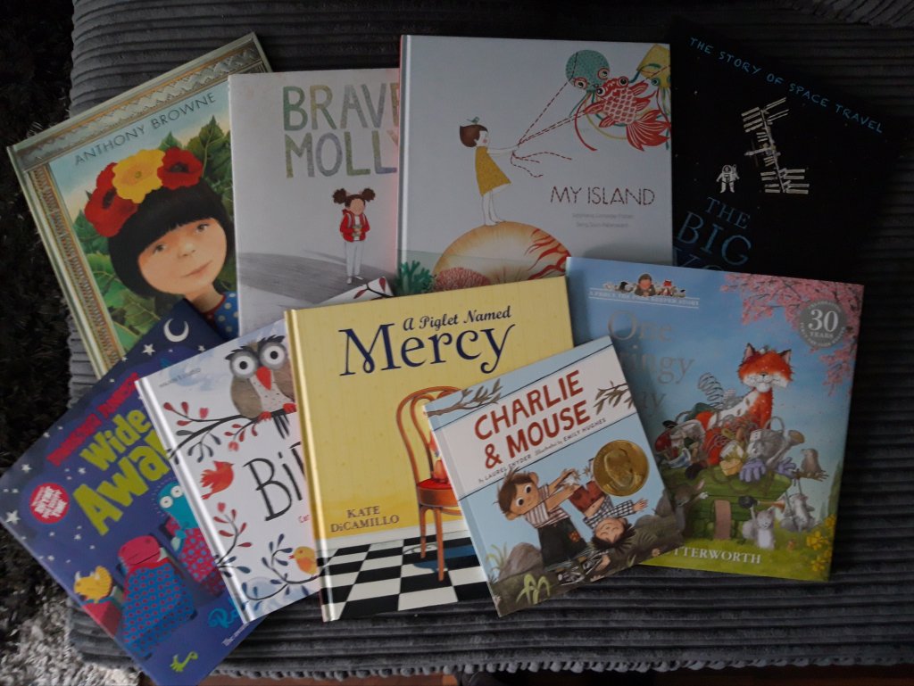 SamJDThomas's tweet photo. Latest Peeking at Picture Books - (April Part 2) is up on my blog featuring #WideAwake #Birds #APigletCalledMercy #CharlieandMouse #OneSpringyDay #MyIsland #BraveMolly #LittleFrida with BIG thanks as ever to @WalkerBooksUKโฆ https://t.co/q2jW19xxXs https://t.co/DQ4j3SUi6i