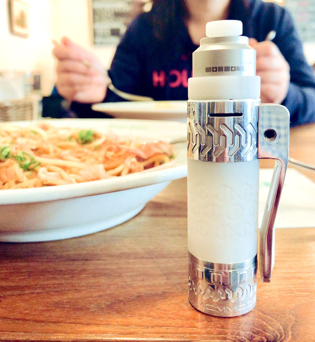PVMCJapan's tweet photo. Spike2.0 アルミボディ w/ White Sleeve &amp; button x Mose One RDA by #MCMMODS Philippines 🇵🇭

#Spike2 
#NeverNormal 
#LovePinoyVapingGears https://t.co/Z3ZdQ9of5B