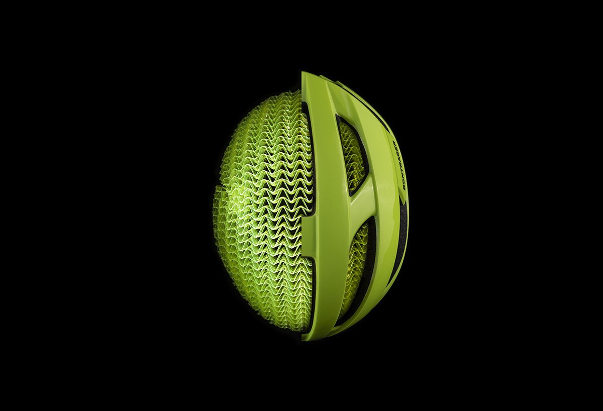 WaveCel is a collapsible cellular structure that lines the inside of your helmet. It works like a crumple zone that absorbs the force of an impact before it reaches your head. You only have one brain, protect it here: trek.bike/WaveCel-T