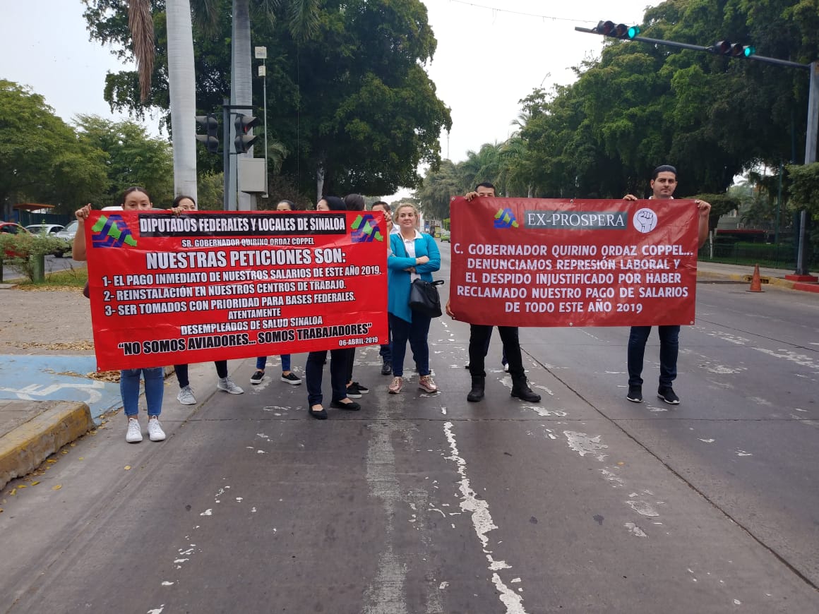 Trabajadores de Prospera bloquean un carril frente a Palacio de Gobierno
nnsinaloa.com/noticia/trabaj…