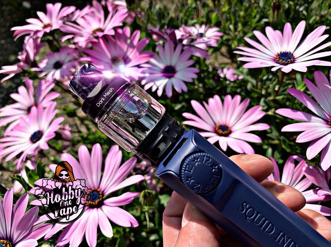 Do you want to get a advken #Darkmesh in hand, and take it to anywhere you go?
#advkenofficial #vape #vaper #vaperism #vapeclouds #trending #vapeperfect #vapeaddict #bestvape #vapeindo #followus #vaporizer#vapemodel #girlsvape #subohmlife #tank #DarkMesh #Darkmeshtank