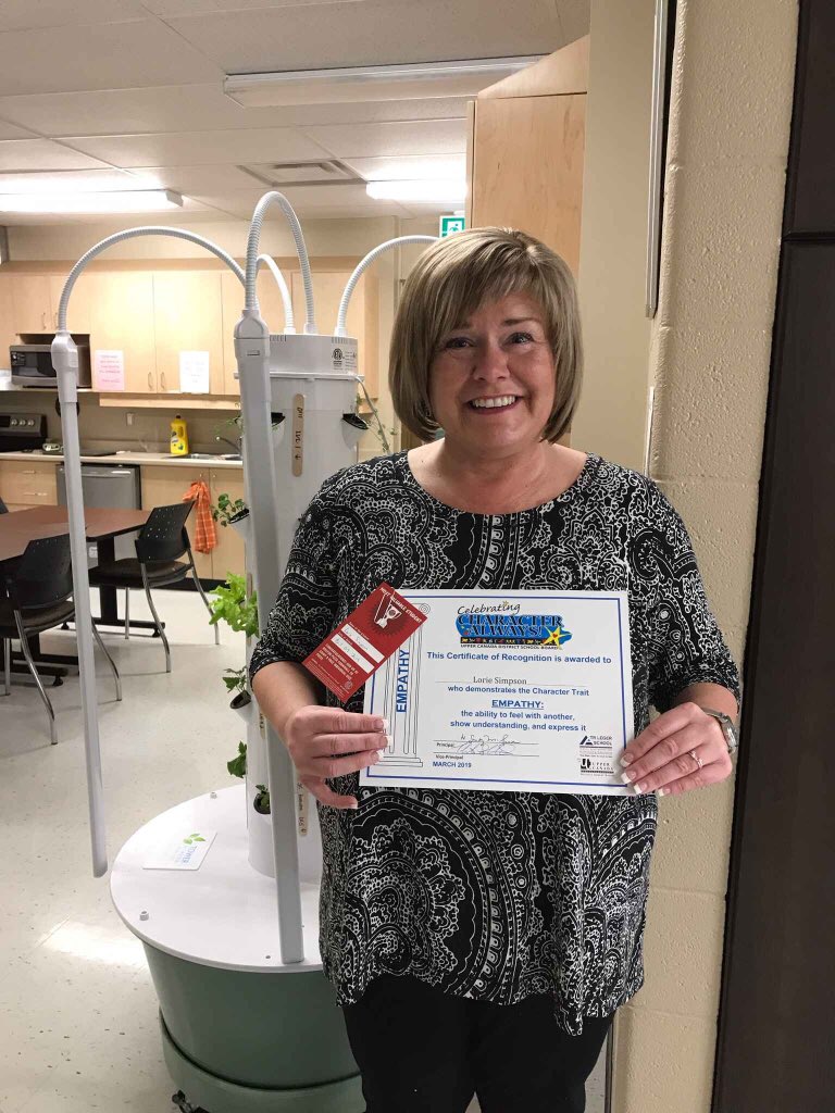 tcarter_edwards's tweet photo. Congratulations to Lori Simpson - recipient of @TRLegerSchool Dundas campus March  #characteralways award honouring #empathy .  @UCDSB @Burdock44 @susanholly https://t.co/6n92fe3hxV
