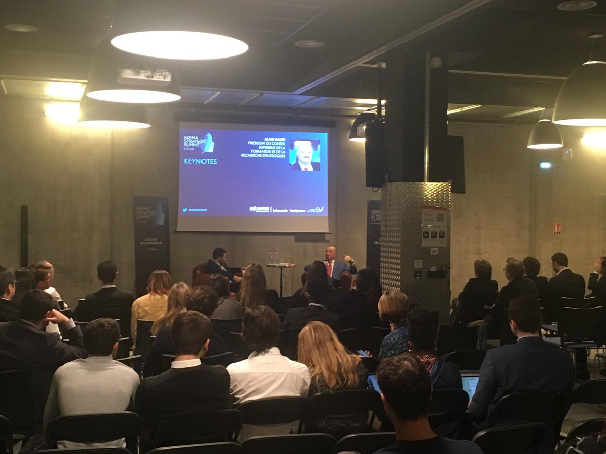 [LIVE] Alain Bauer continue avec une deuxième #keynote exceptionnelle #SKstratsummit !