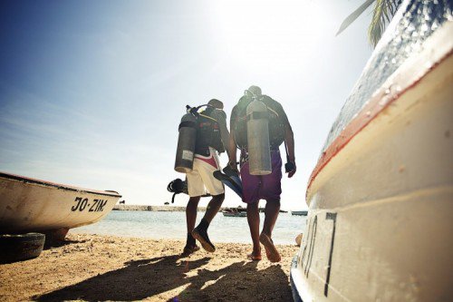 Dive Right In to the 2019 Annual Curaçao International Dive Festival! news.curacao.com/2019-curacao-i… #FeelItForYourself