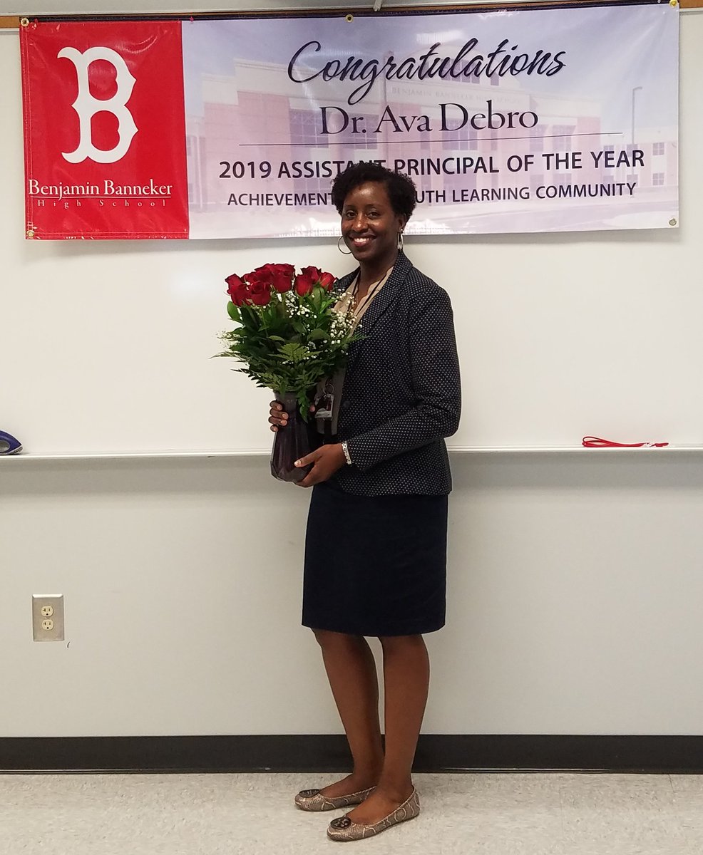 Ms_LMorgan's tweet photo. I can't think of a better person to receive the 2019 AP of the year for the SLC! Her leadership transcends beyond our #3DE team. Her efficiency and dedication can be seen throughout the school. Congratulations @BannekerJAMBA , you are more than deserving! #BHSLevelUp @Banneker_HS https://t.co/vNZYF6hwCT