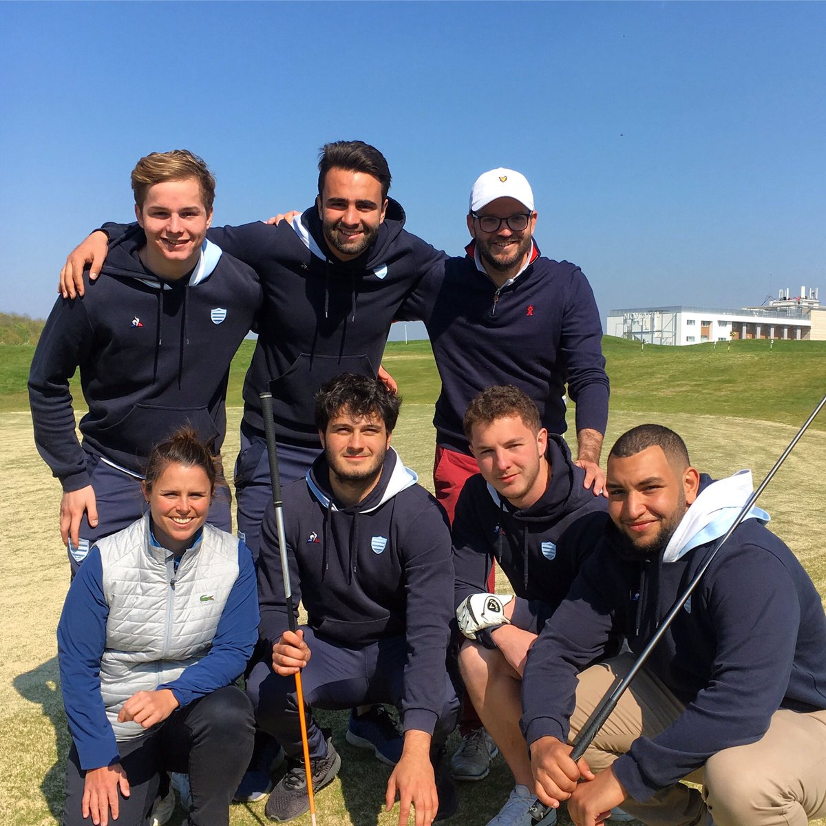 Val_Derrey's tweet photo. Super journΓ©e avec le @racing92 au @legolfnational #rydercupcourse #athletes https://t.co/2BbzVz2s8l