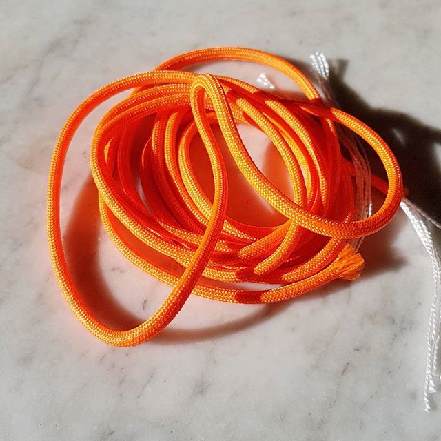 CelestialMakes's tweet photo. Bright orange for a bright sunny afternoon 🌞🌞🌞 #beyou
.
.
.
.
.

#sunnyday #orange #paracord #lanyard #paracordlanyard #sparkle #colourful #instacolour #instajewellery #handmadejewellery #handmadewithlove #giftideas #etsyuk #etsyshop #shoplocal #smal… https://t.co/miOMlkN7AO https://t.co/ODY14NWN9b