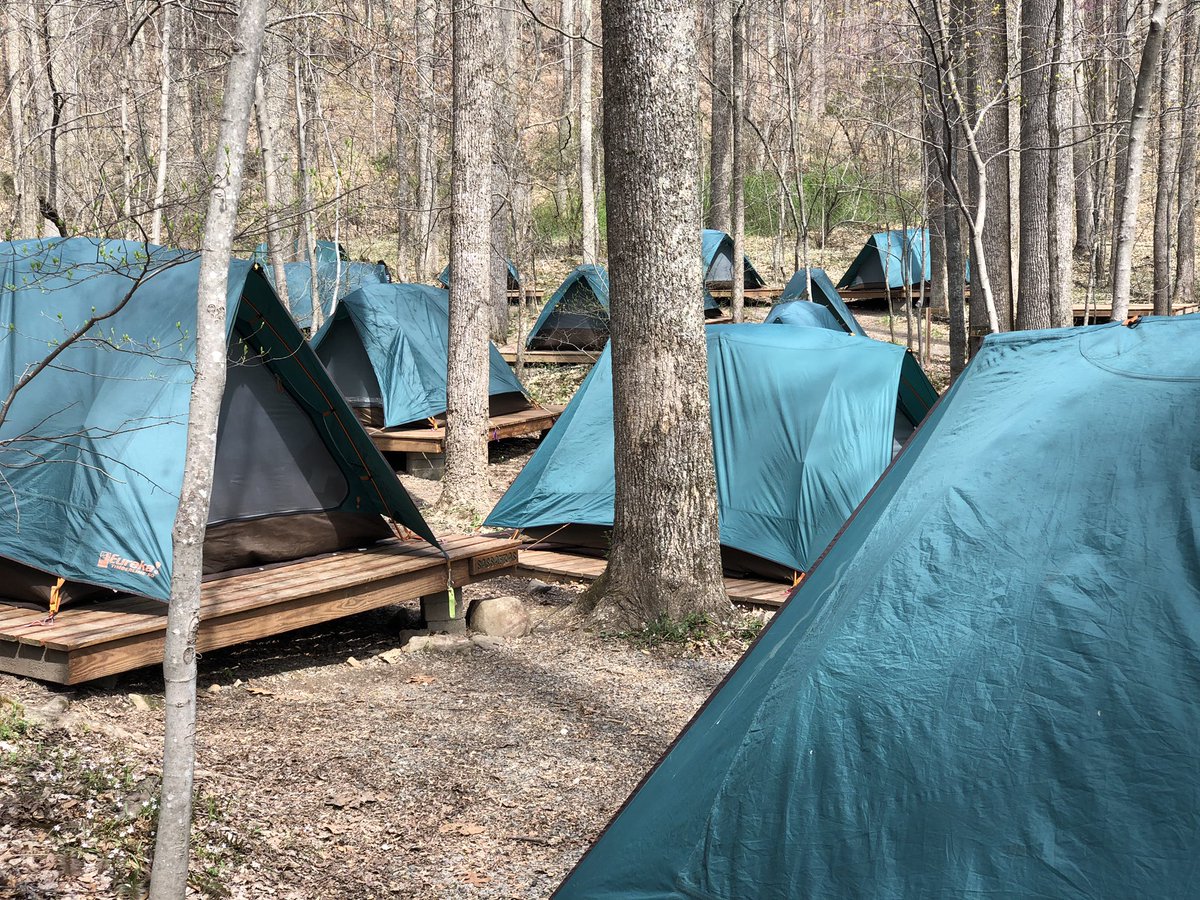 _MrDany's tweet photo. And The tents 🏕 are ready! @MsPerrysclass1 @CampbellOutside @davitt45 @APSVirginia @CampbellAPS @APSscience https://t.co/gtPgYQIY55