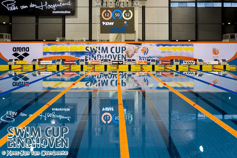 🏊 | Morgen begint de Swim Cup in Eindhoven! 

🤳 | Volg ons op Instagram voor een kijkje achter de schermen! 

✍️ | De hoogtepunten volg je via <a href="/KNZBned/">KNZB</a> 

📺 | Op zwemsport.tv kun de wedstrijden live zien! 

🎫 | Kaarten via bit.ly/tickets-sce

#SCE19