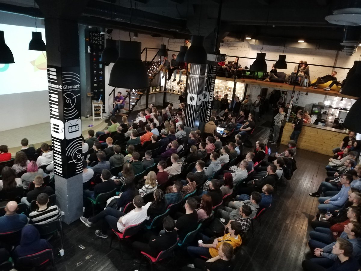 lautsevich's tweet image. Yet another #MinskCSS meetup. About 200 attendees! Wow! 😲