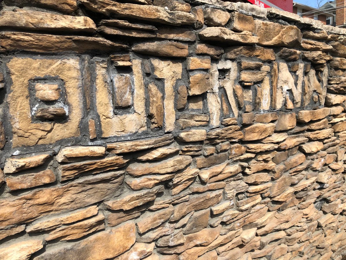 OutRInn's tweet photo. #SpringSemester19🌱🎓#DollarFiftyDoubleWellDrinks🍹🍹#Thursday #CountDown👨🏻🎓👩🏼🎓4 Weeks Left‼️#AllThreeBarsOPEN‼️#Patio😎#Bar⛹🏻♂️OPEN‼️#Pizza🍕Building #Bar OPEN‼️Extra RestRooms🚽OPEN‼️#RallyTogether @OutRInn #PatioSZN☀️is HERE‼️#PatioBar#GoBucks‼️🎓 https://t.co/aFP2xIM19Y