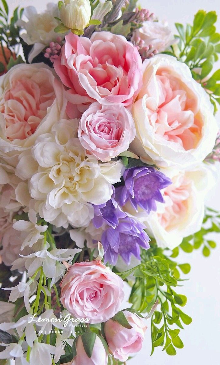 KariJoys's tweet photo. #Flowers bring such #JOY! #JoyTrain #Joy #Love #Peace #Kindness RT @samyliam19 https://t.co/kLq66tj5fb