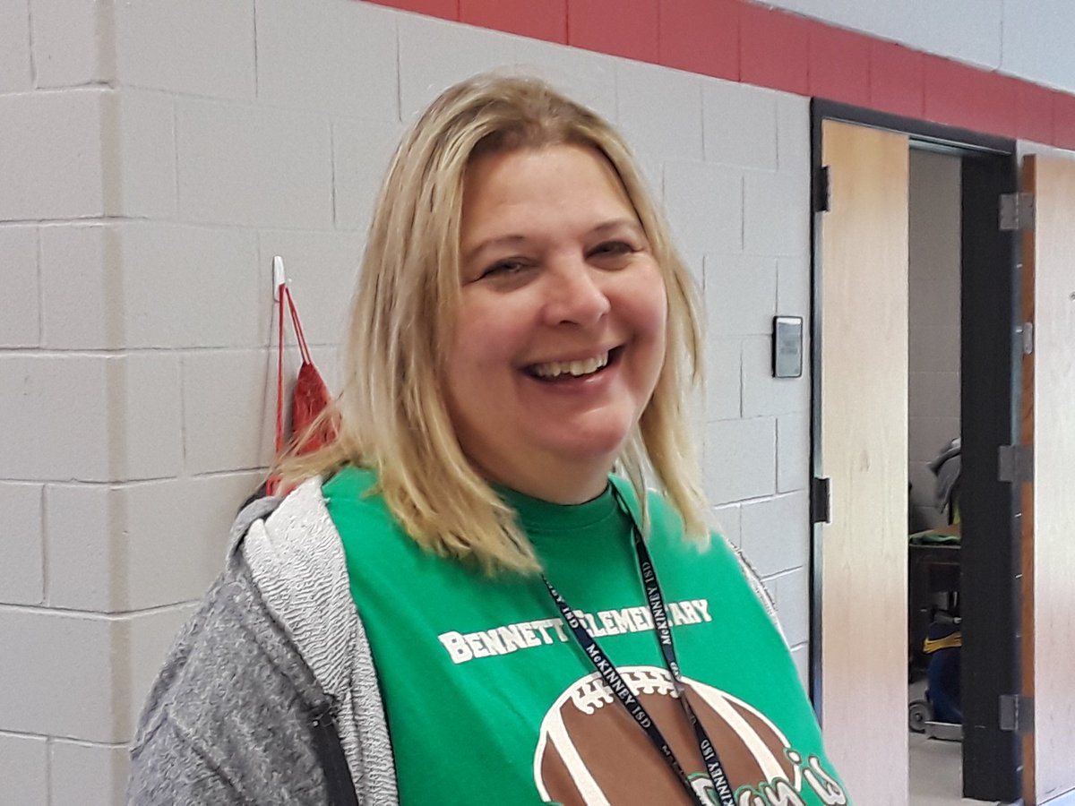 Best student teachers! #LoveMySchoolDay <a href="/AmyHolderman2/">Amy Holderman</a> <a href="/RachelConstant/">R Constant</a>