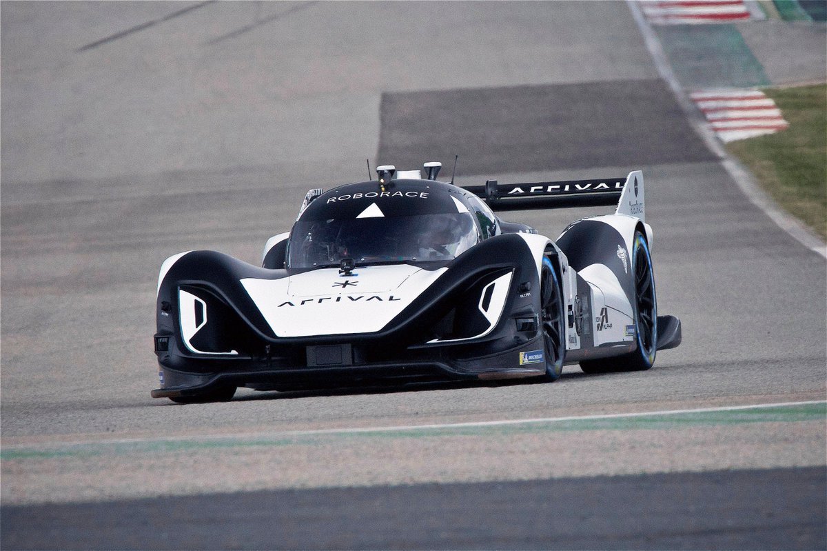 roborace's tweet photo. What do you think of this livery for Season Alpha? π #SeasonAlpha #RelentlessProgress https://t.co/OrLaMqlK2C