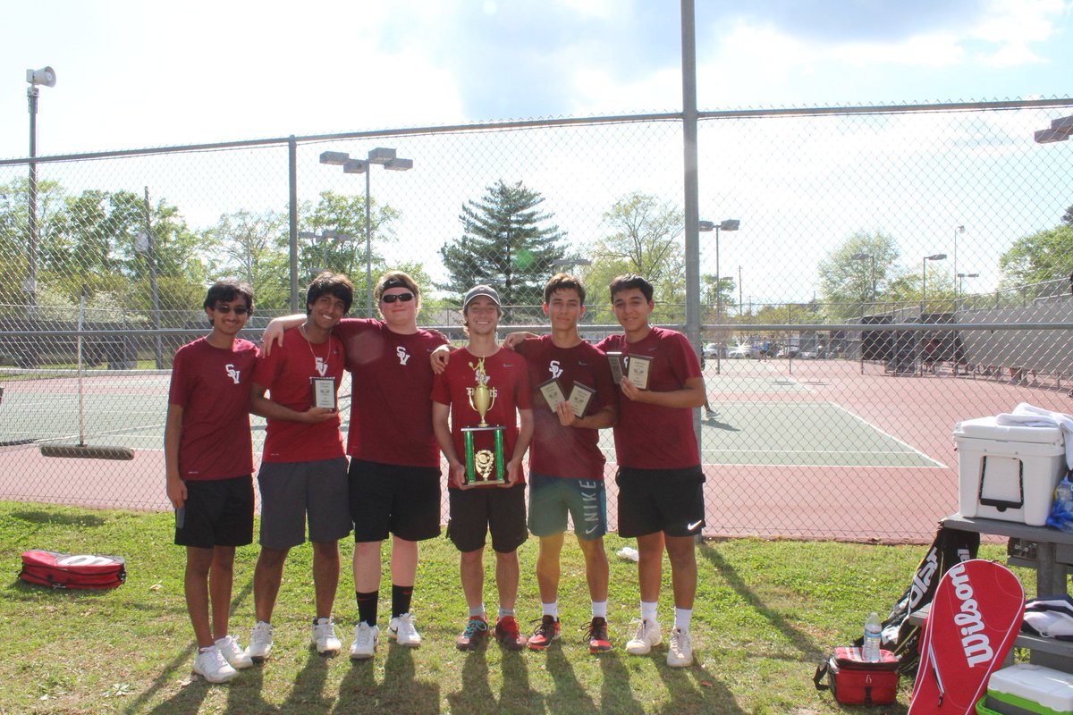 JCIBSchool's tweet photo. JefCoEd Tennis Tourney: The girls&amp; boys team won 2nd place overall
Sebastian &amp; Nico Henostroza 1st place doubles  
Anna Woodall &amp; Dylan Kyle 1st place doubles
Sebastian Henostroza 1st place singles 
Nico Henostroza 1st place singles  
Viraj Kacker won 1st place singles 
Congrats! https://t.co/DsocNE4cYd