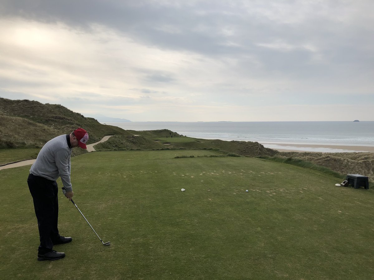 Social Media Open tweet media