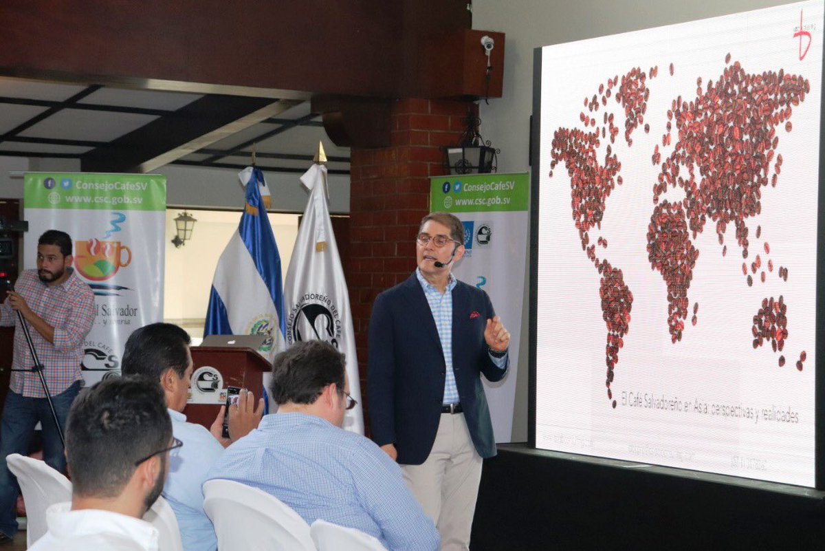 ConsejoCafeSV's tweet photo. #DirectorCSC Inicia Seminario/Taller p desarrollo de Estrategias de Mercadeo de Café al Colosal mercado de R.P. #CHINA que @ConsejoCafeSV organiza ante el potencial de oportunidades que existe p #CaféDeElSalvador @asiaBconsulting en convenio con CSC generando info para sector https://t.co/n4XIN9pKAT