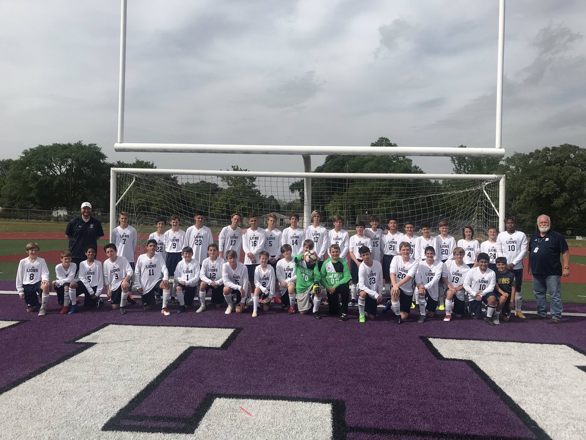 soccer_oak's tweet photo. First game of the season! ⚽️ https://t.co/2bJKRc5dEQ