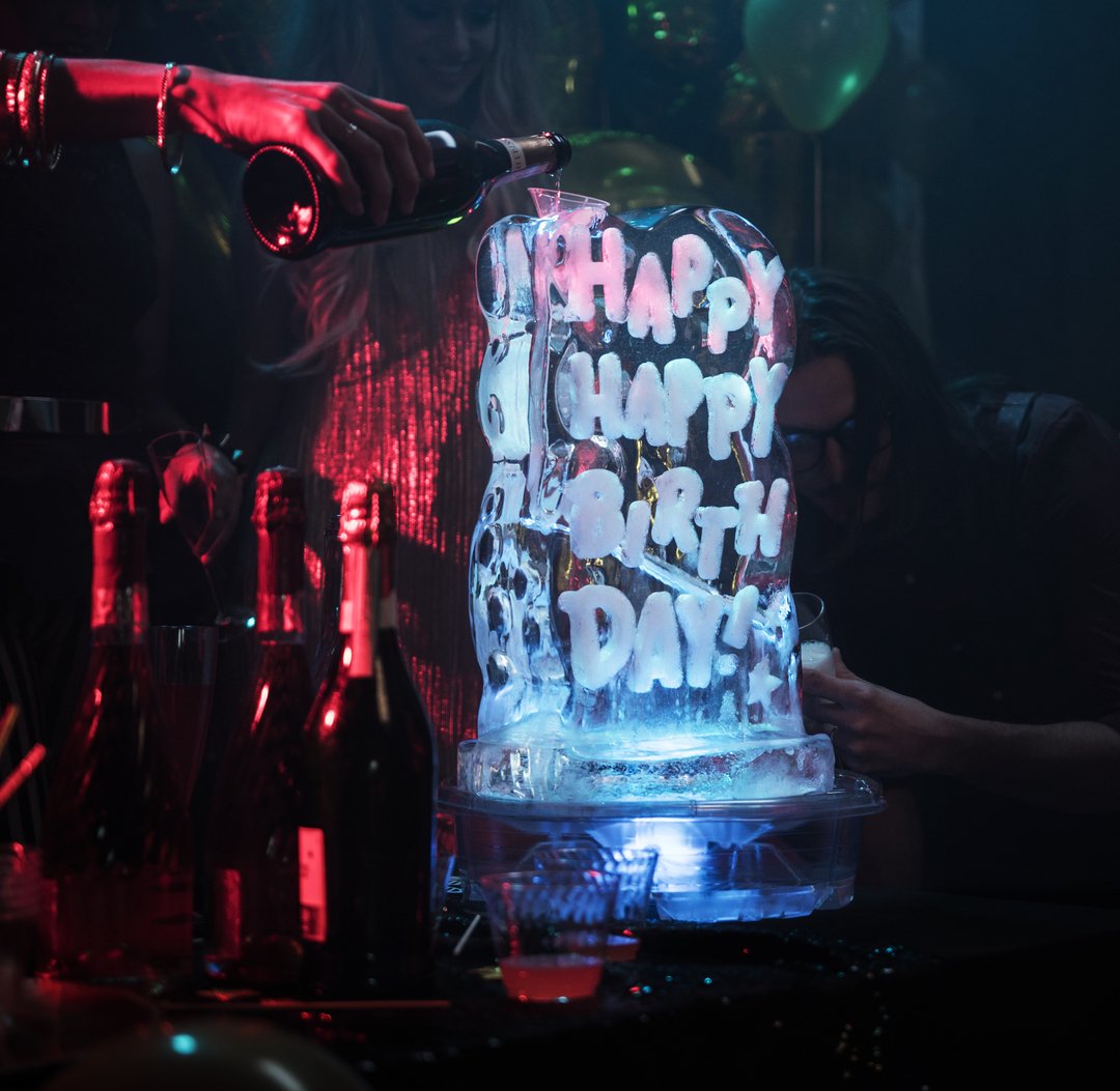 FunLugeFun's tweet photo. We're here to make it a memorable one🎂
#FunLuge #iceluge #party #icesculpture #club #drinks https://t.co/qdYUYDhYJD