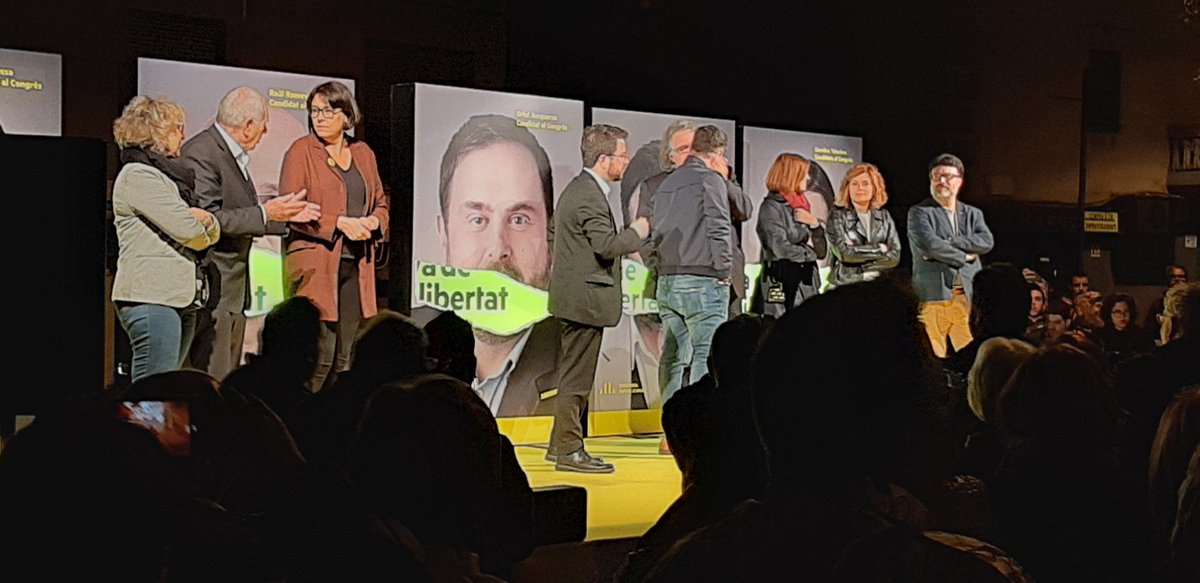 Pilaroidespeto's tweet image. #VullSerLliure 
#VaDeLlibertat 
ERC de St Andreu Sempre hi som!