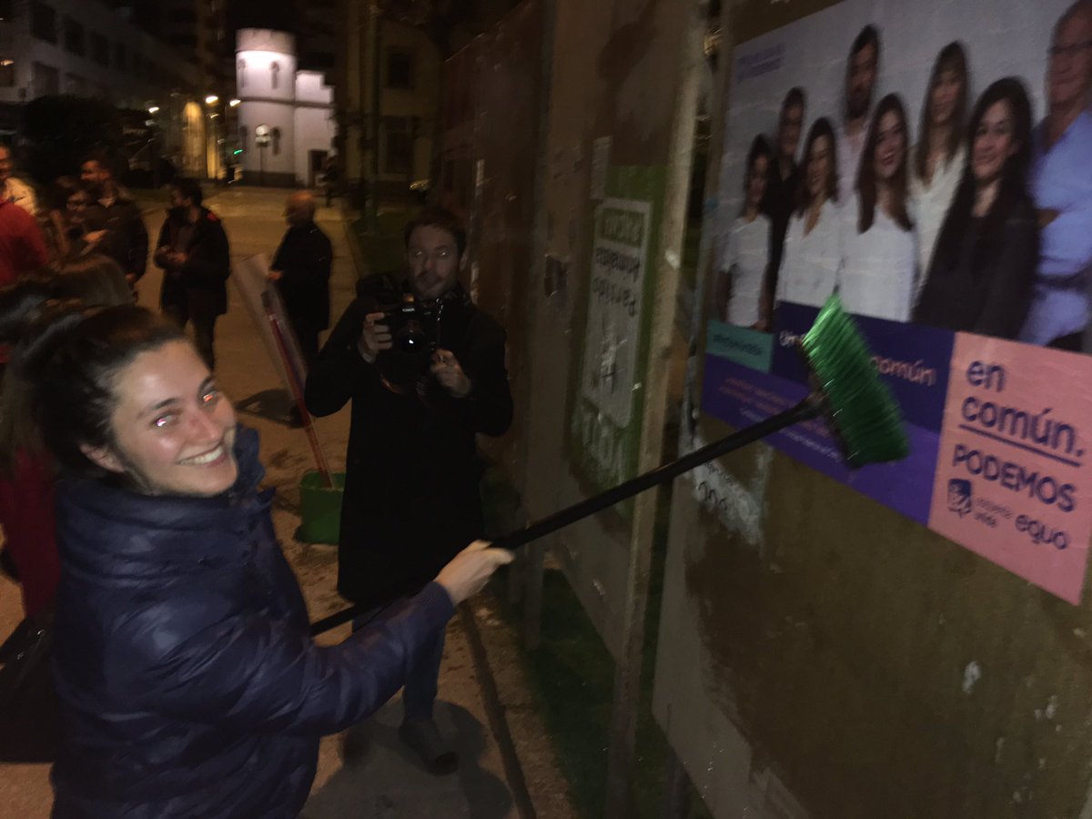 PodemosLugo's tweet photo. Presentámonos ás eleccións xeráis co obxectivo de cambiar o país a mellor, para levar a voz do pobo galego a Madrid como se merece, porque #GañarEnComún28A https://t.co/IrNbTbys0o