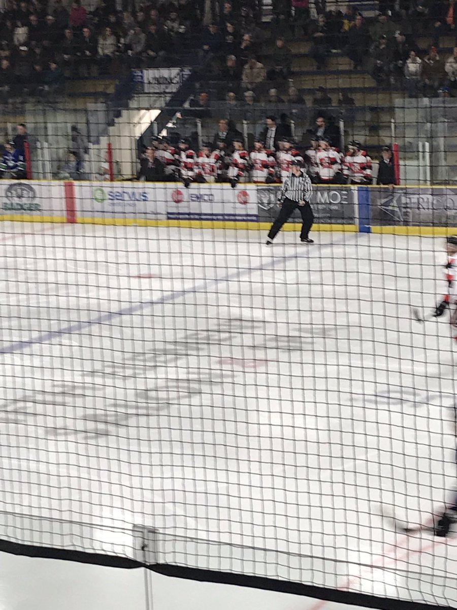 porksie's tweet photo. This was just post fall, @Cronky_911 dusted himself off, after looking down blaming his blade, he’s good to go #allancup #stilllooksgood @NZ_Refs @nezREFS https://t.co/R0WV9Io5Fs