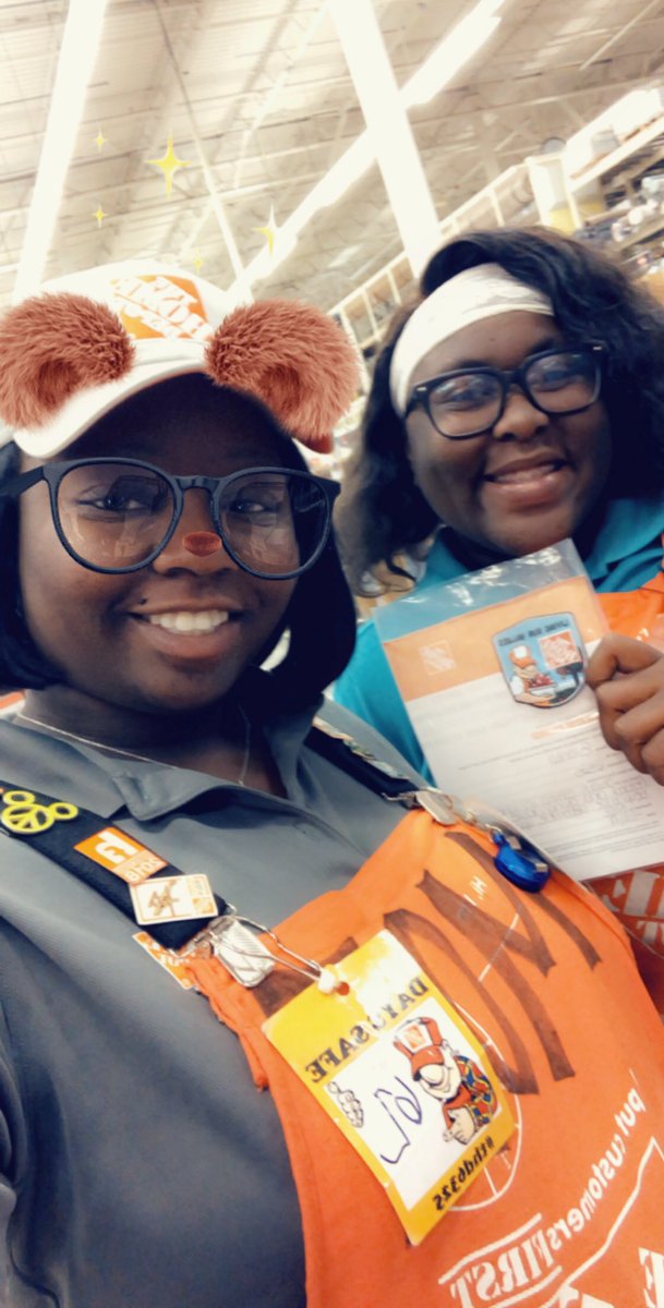 Manouchka_Prud's tweet photo. Thank you HC Bianka for always going above&beyond...We appreciate you at 6325...
#webleedorange #HCrocks #bestdelray #ops😝 @Buehlerz @jasdyer2503 @Oupetey83Cope @rsuriel83 @StephenMillevoi @JamesKane73 https://t.co/C1IQ83ICpM