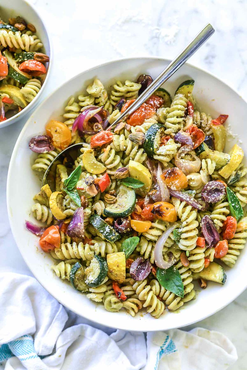Food_Lover5's tweet photo. Veggie Pasta...i love it. Do you?
#Food #pasta @DirectDatabase  @MKT2090  #HealthyEating https://t.co/pRbW1oVAu4