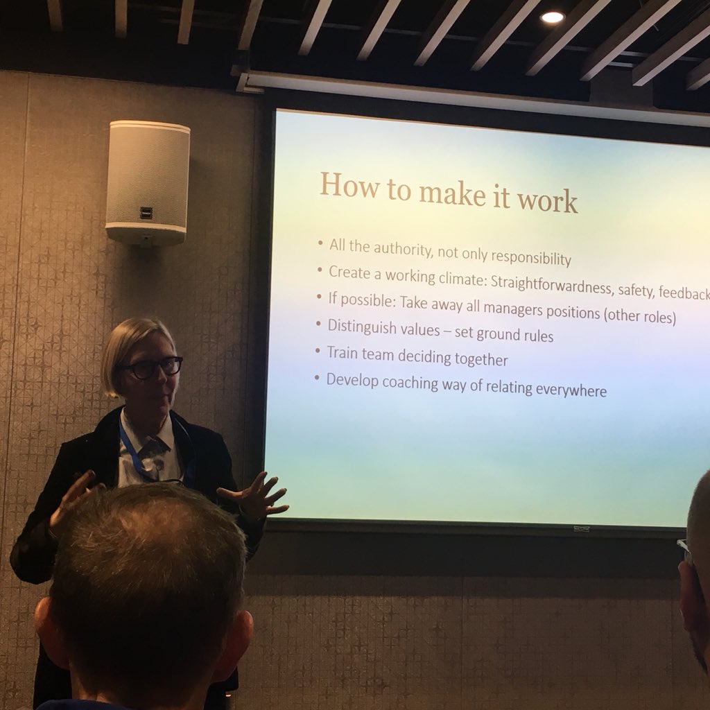 ckollm's tweet image. Excellent talk on “the self/organizing team” by @ktenelius at #MobProgramming2019